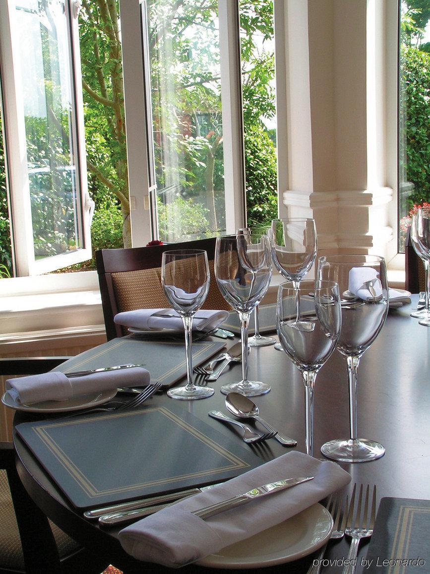 Hickstead Hotel Restaurant photo